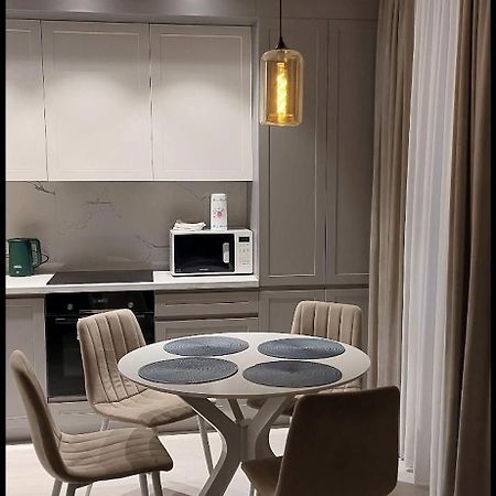 Новые Апартаменты Lux Kischinau Exterior foto